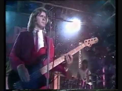 Uk reunion live in tokyo - YouTube