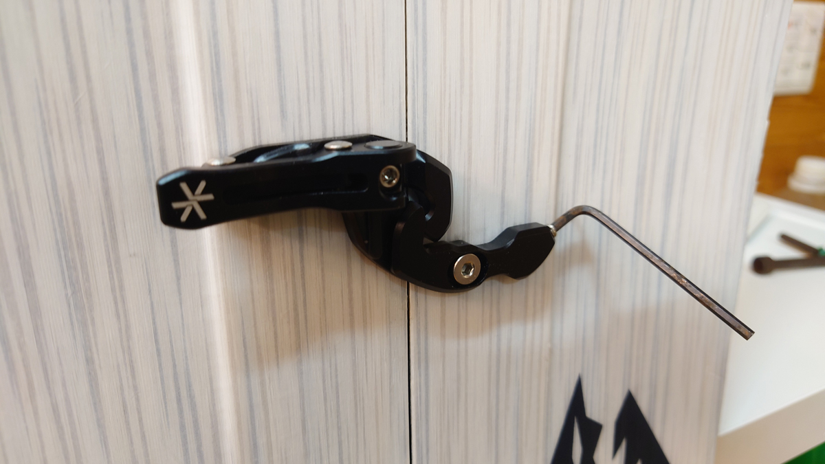 カラコラム ウルトラクリップのご案内 – BCショップ スピリット