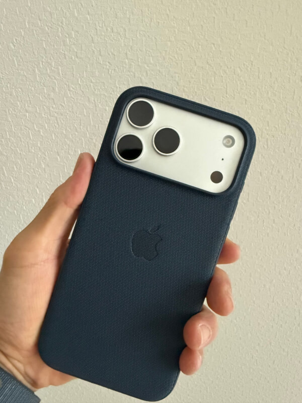 iPhone 17 Pro Max Apple純正テックウーブンケース レビュー｜裸族を