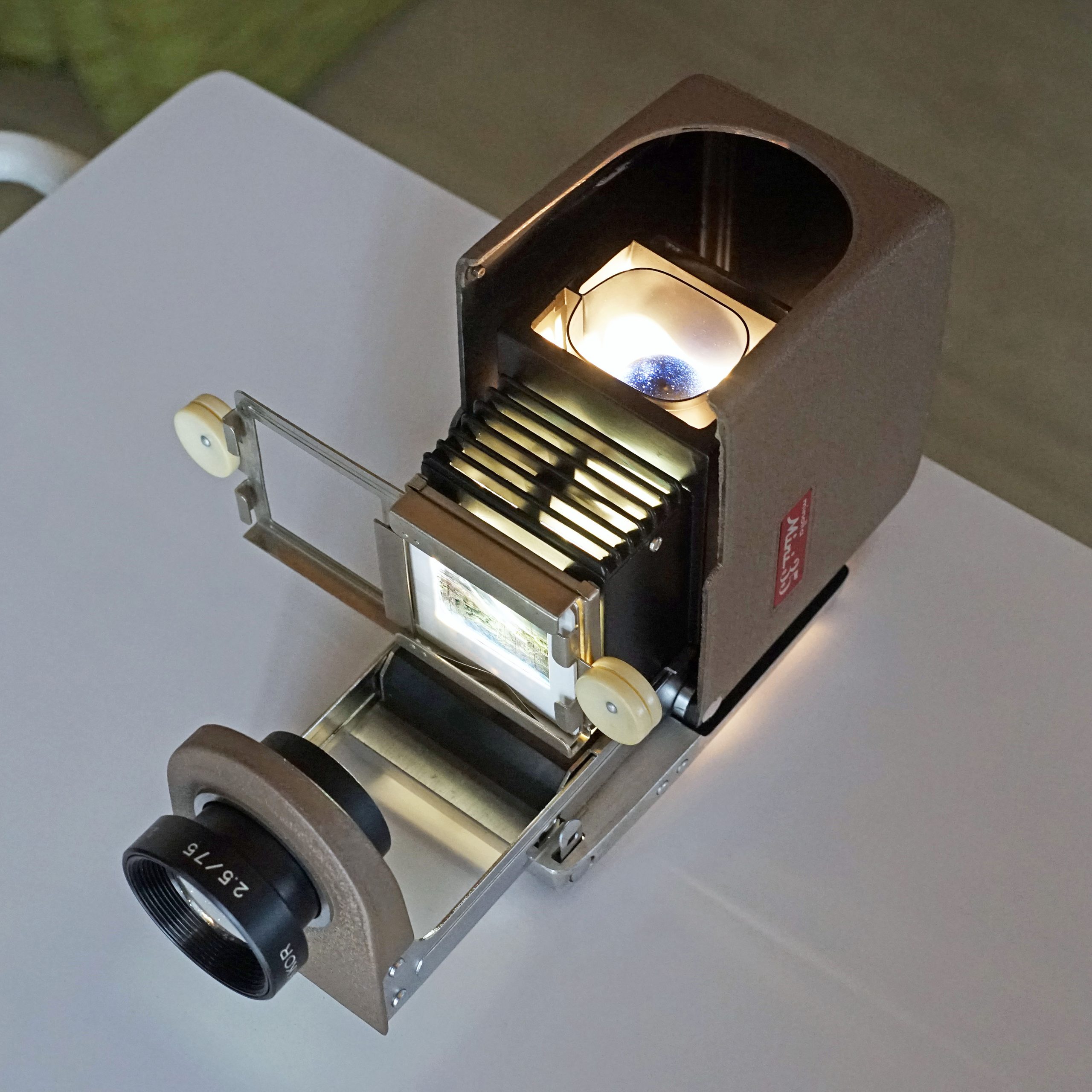 売り切れ MINOLTA Mini 35（中古 スライド映写機 PROJECTOR