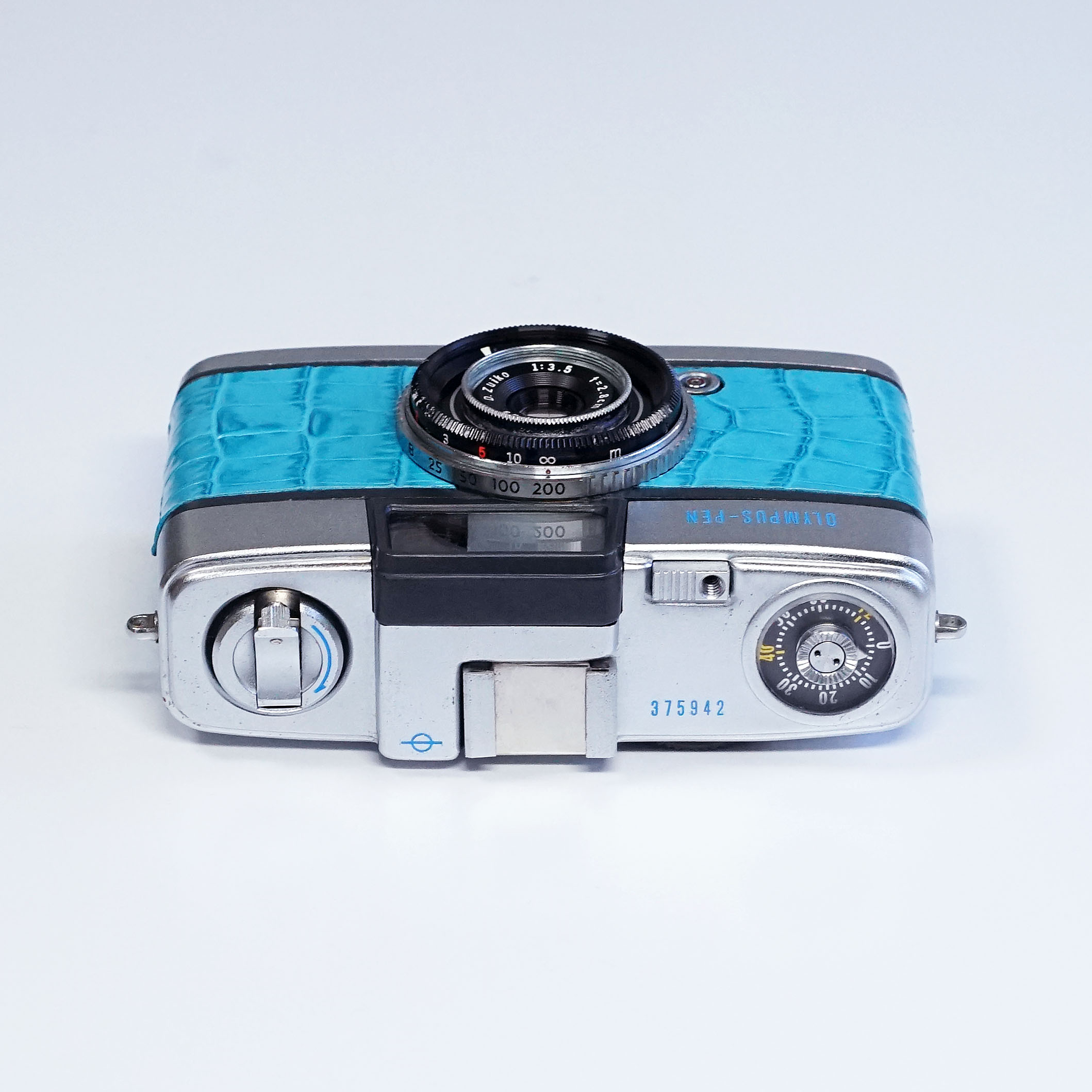 限定カラーカメラ OLYMPUS 初代PEN ¥14,800（中古 35mmフィルム ハーフ