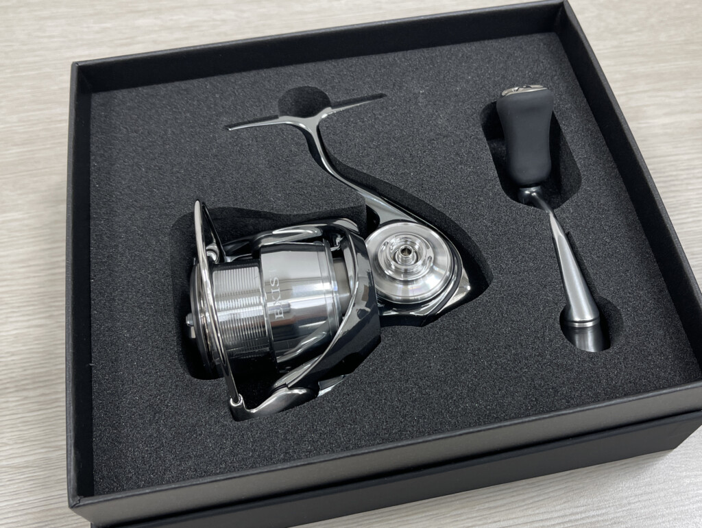 22イグジスト】大注目のダイワ・フラッグシップスピニングリールを山田