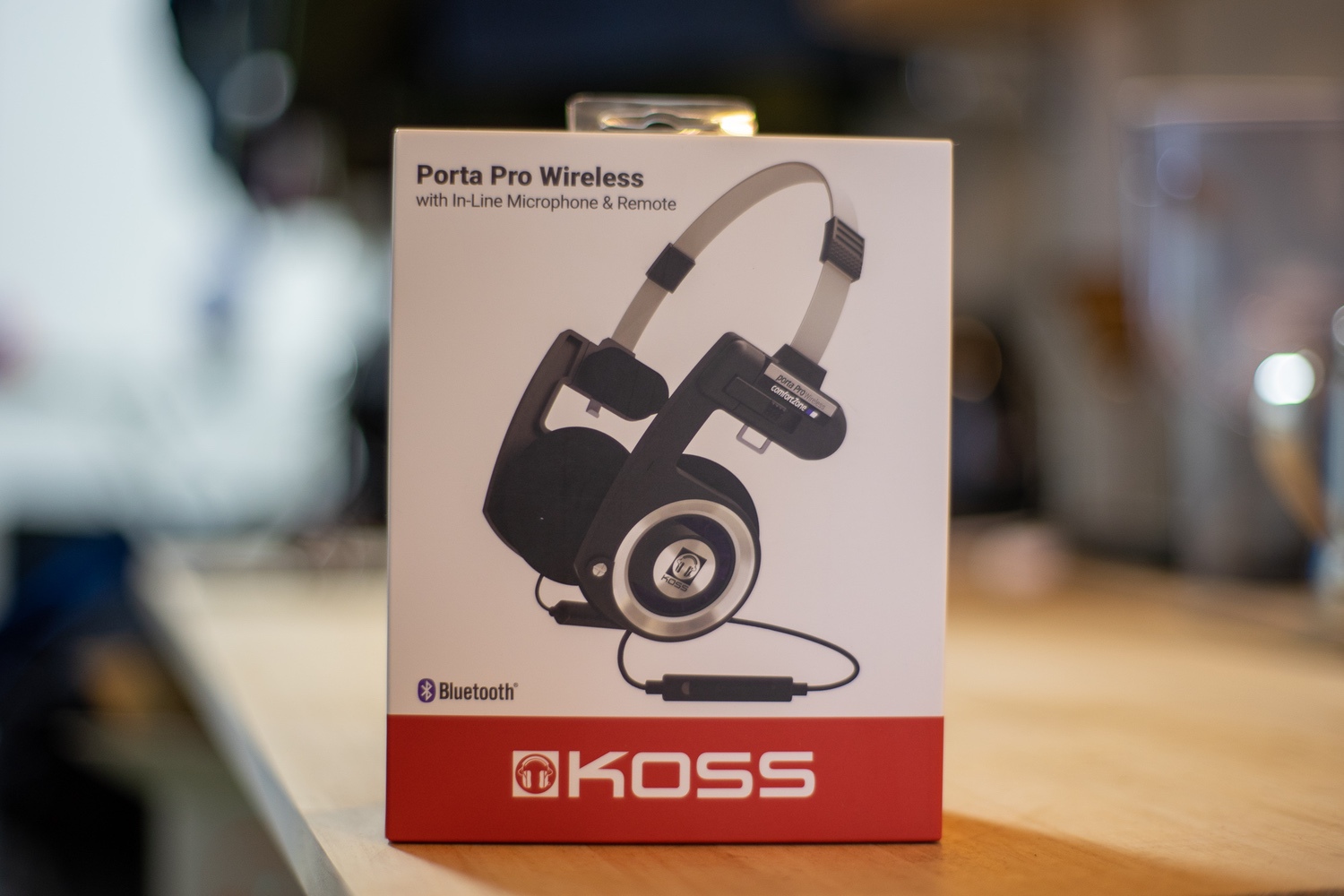 KOSS PortaProが待望のワイヤレス化！新旧比較と2週間使用レビュー