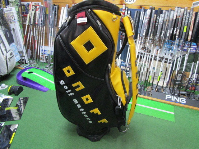 オノフ オノフ OB0922 カート型 キャディバッグ Bag 9型 4.0kgの