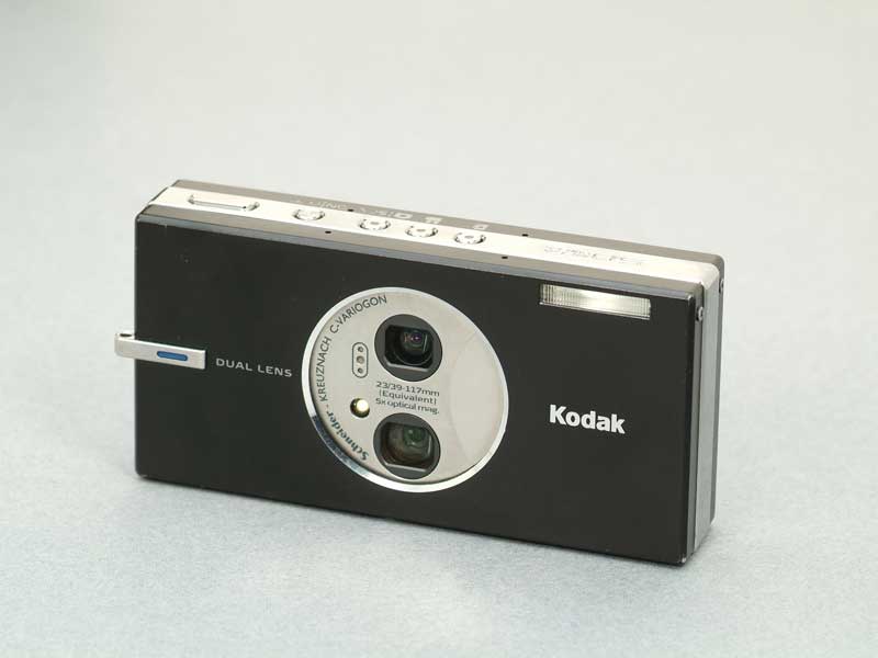 愛すべき二つ目小僧――コダック「EasyShare V570」：矢野渉の