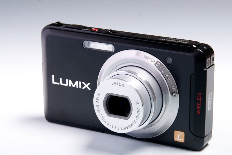 スマホ＆クラウド連携のWi-Fi搭載デジカメ LUMIX「DMC-FX90」（1/3
