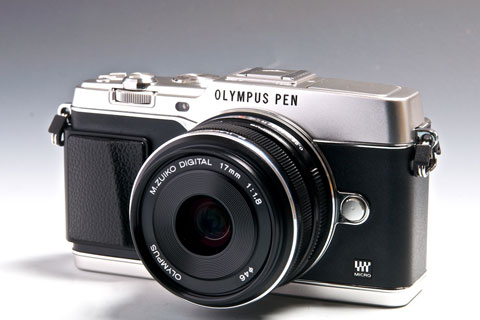 ミラーレス一眼の“顔”とも呼べる魅力的カメラ――「OLYMPUS PEN E-P5