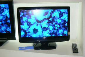 東芝、「おまかせ」搭載の小型REGZA「AV550シリーズ」 - ITmedia NEWS