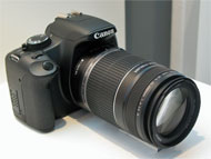 キヤノン、ライブビュー搭載の新“キスデジ”「EOS Kiss X2」 - ITmedia NEWS