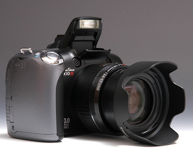 デジ一眼ライクな本格派――キヤノン「Powershot SX10 IS」：レビュー（1