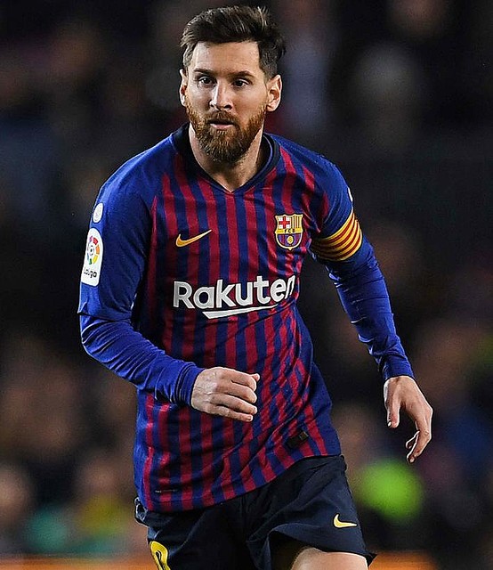 衝撃の退団！メッシ、最高にキマっている「バルセロナのユニ姿」8選