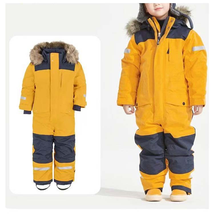 Montbell スキーウェア 子ども用フード付きジャンプスーツ 明るい黄色