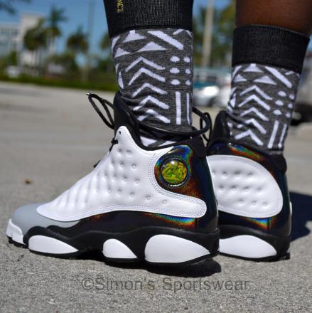 国内10月25日発売予定】 ナイキ エアジョーダン13 レトロ ホワイト