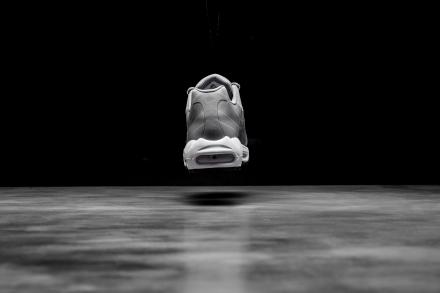 国内11月27日発売予定】 ナイキ エアマックス95 NS GPX ダスト/ボルト