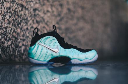 国内9月8日発売予定】 ナイキ エアフォームポジット プロ アイランド