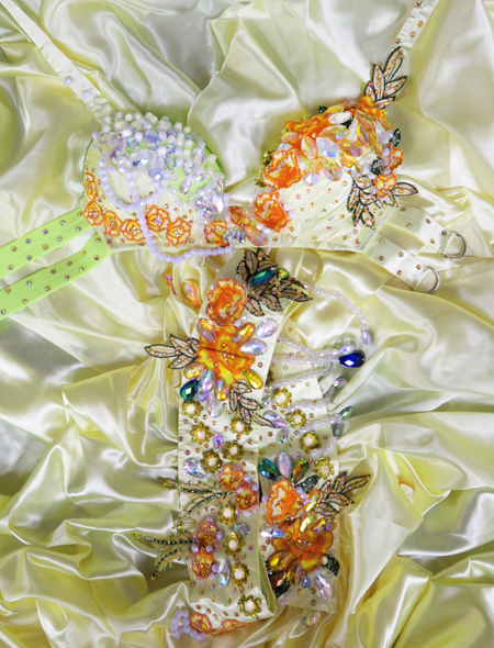 ベリーダンス衣装】透明感抜群！レモンイエローが爽やか可愛いベリー