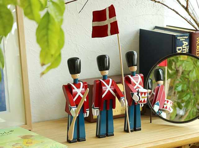 KAY BOJESEN DENMARK 旗持ち/太鼓持ち/銃持ち｜北欧・ヴィンテージ