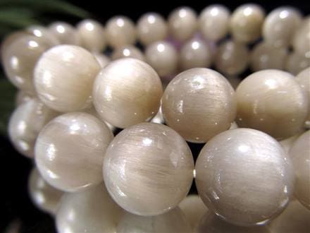 ◇良好品質！繊細白針シルバーホワイトカラー◇キャッツアイ効果◇希少