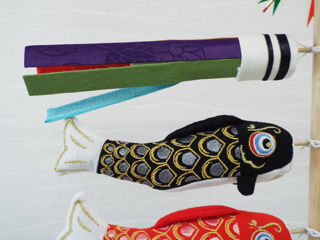 送料無料】スタンドそよ風鯉のぼり和ぐるみで作ったミニチュア