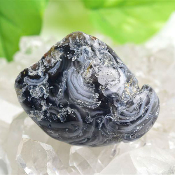 瑪瑙ジオード（アゲートジオード）晶洞｜直輸入価格で販売中｜株式会社