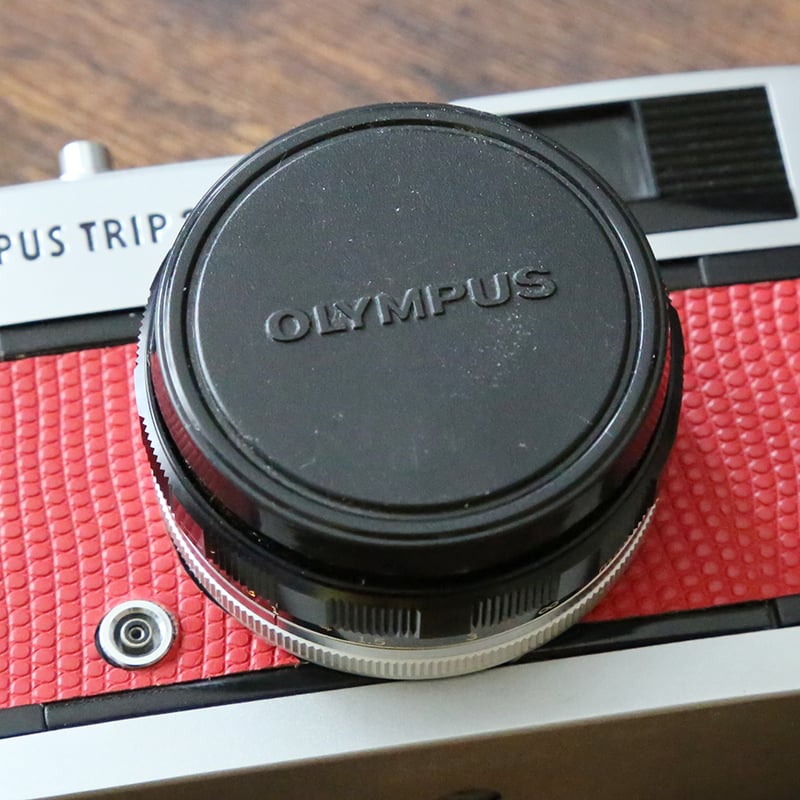 OLYMPUS】 TRIP 35 フィルムカメラ（分解整備済・レッドリザード貼り革