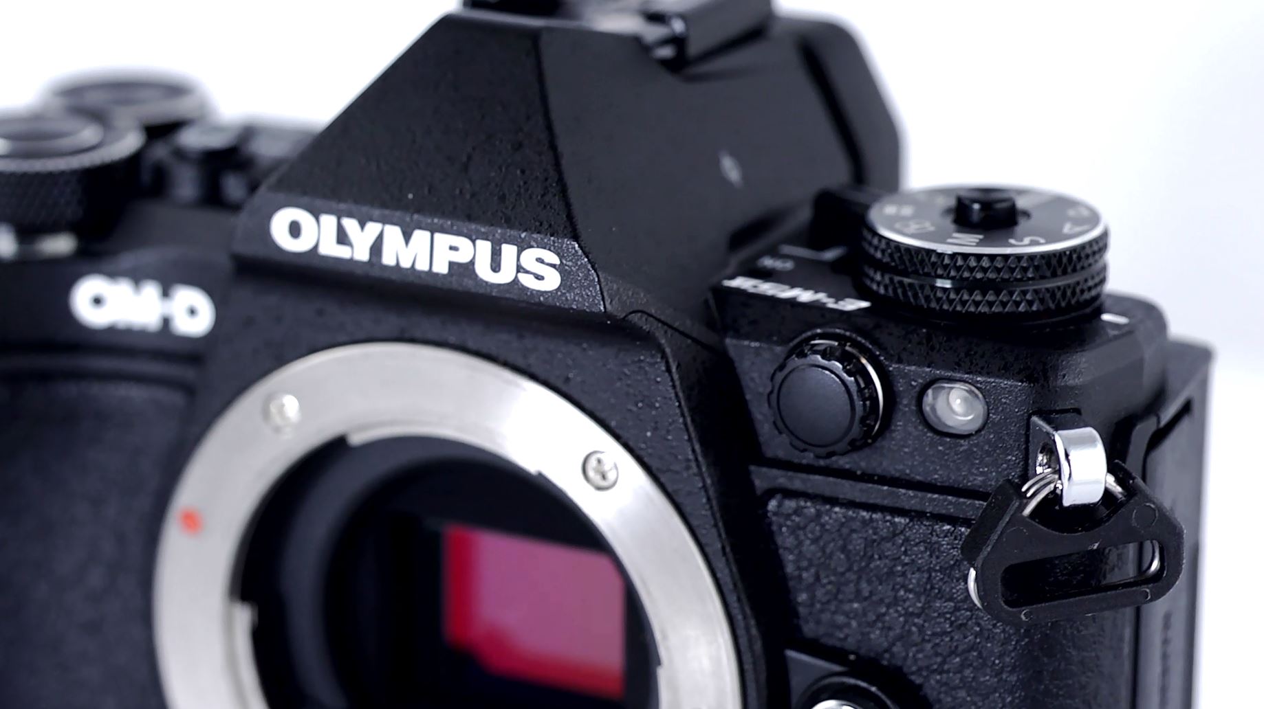 Amazon.com : Olympus OM-D E-M5 Mark II Micro Four Thirds System