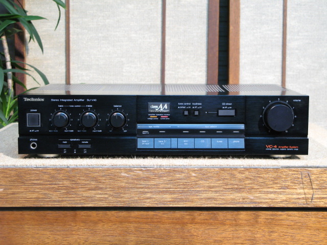 Technics Model SU-V40 アンプ ブラック Technics Model SU-V40 アンプ