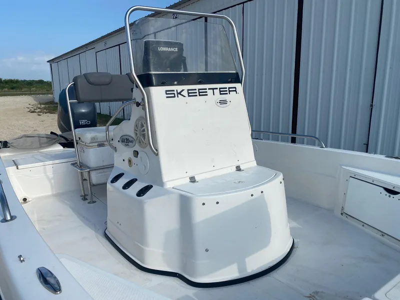 Skeeter ZX20 Bay 2008 - Marine Source