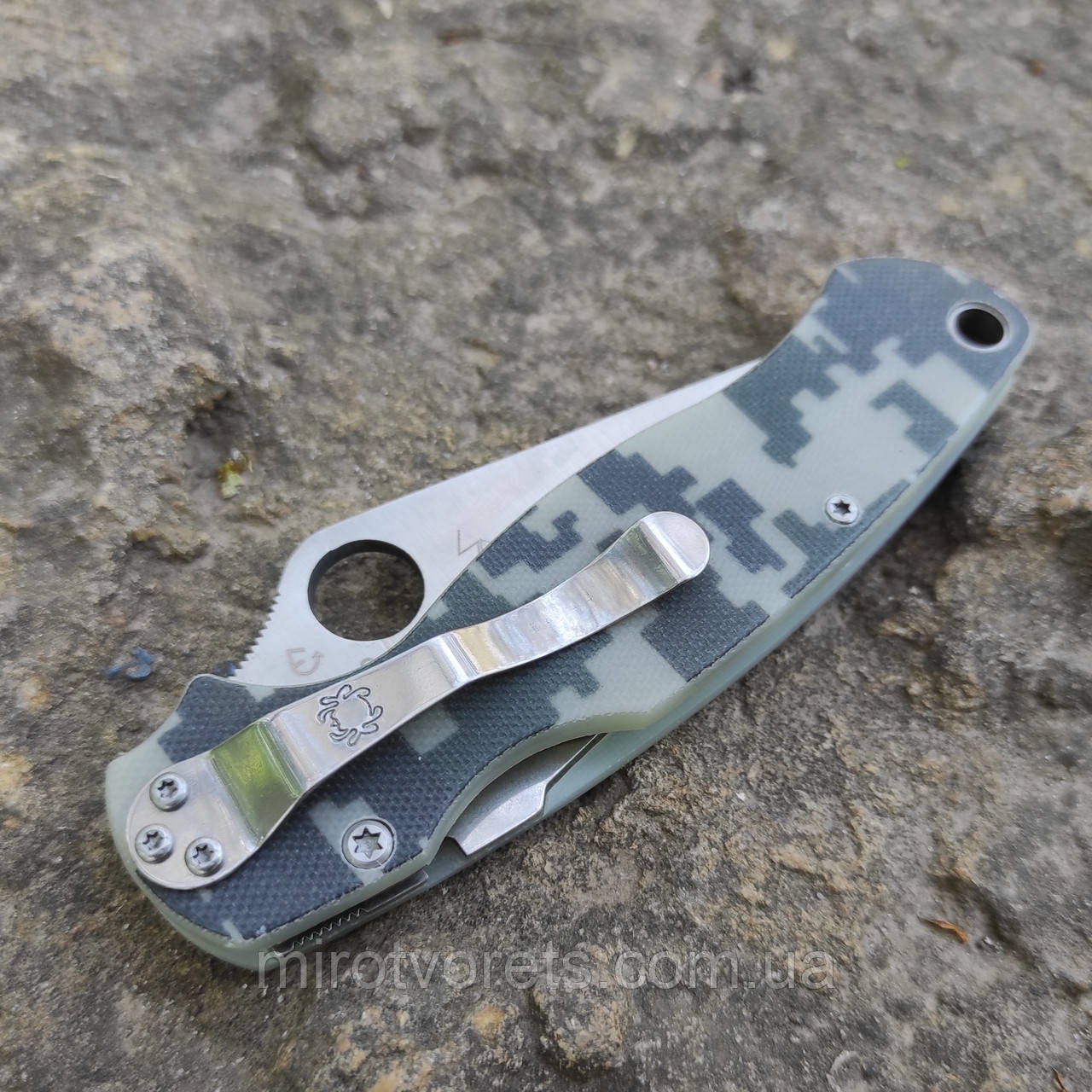 Нож складной Spyderco Para-Military 2 c81 пиксель: купить