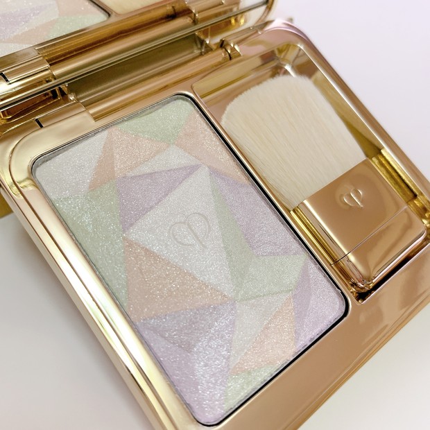 クレ・ド・ポー ボーテの名品ハイライトからバレンタインにぴったりの