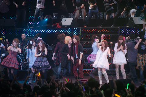 ニコニコ大会議2010-2011全国ツアーFINAL（凹）レポ | アニメイトタイムズ