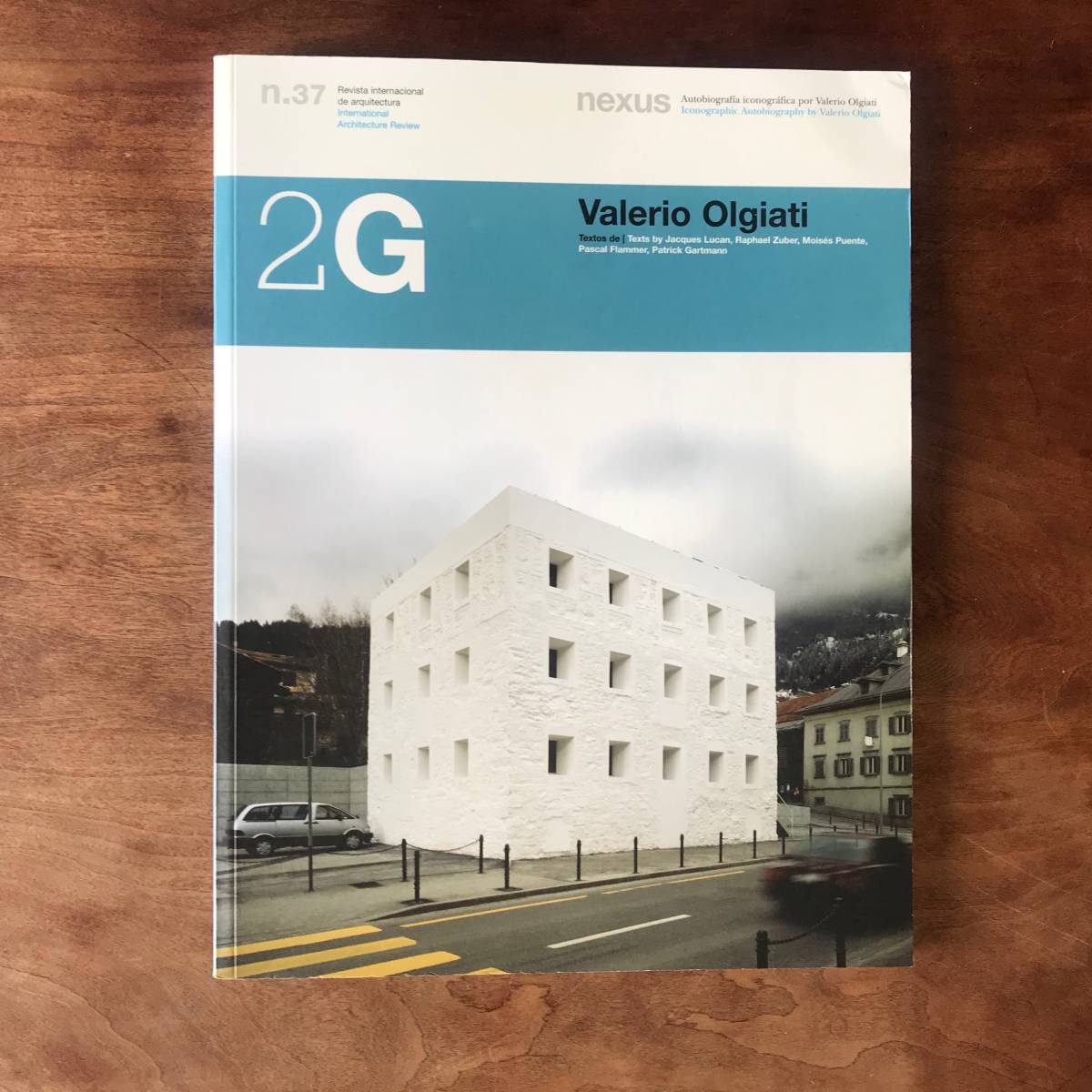 ヴァレリオ・オルジアティ / 2G No.37 Valerio Olgiati / 建築作品集の
