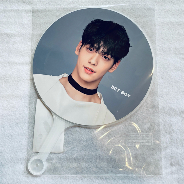 TXT スビン うちわの通販 by Mi ｜ラクマ