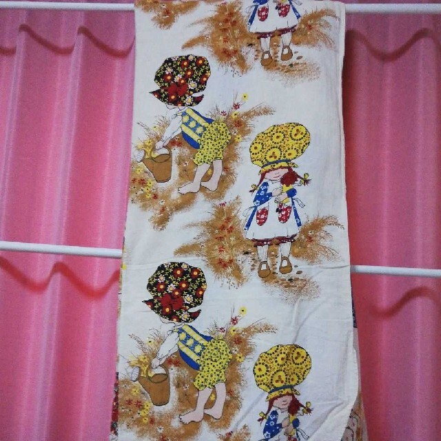 ホリーホビー☆ Holly Hobbie 生地の通販 by emiriyama's shop｜ラクマ