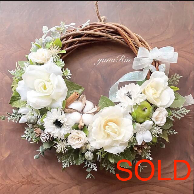 ❤️SALE❤️ホワイトローズのリース♡冬リース♡フラワーリースの通販