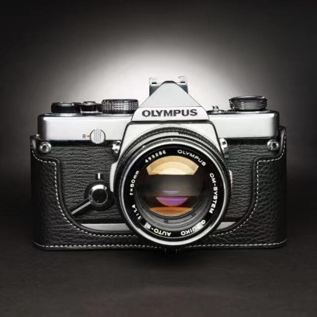 本革カメラケース OLYMPUS OM1/OM2/OM3/OM4用 ブラックの通販 by