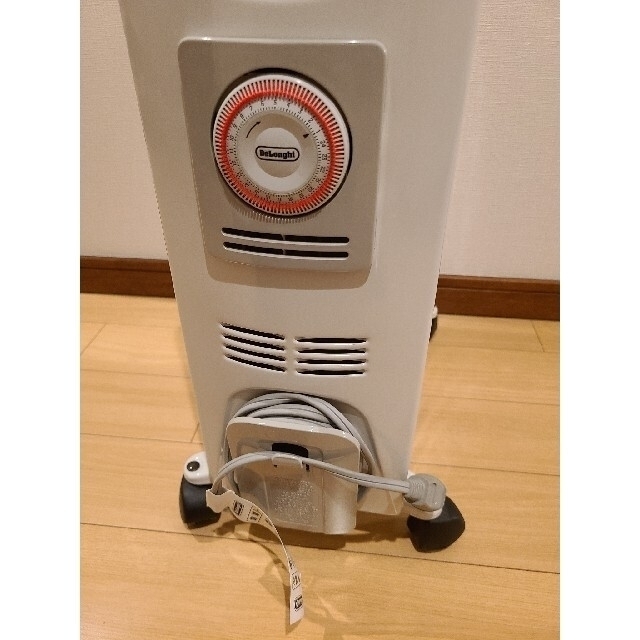デロンギ オイルヒーター 071221TECの通販 by koko's shop｜ラクマ