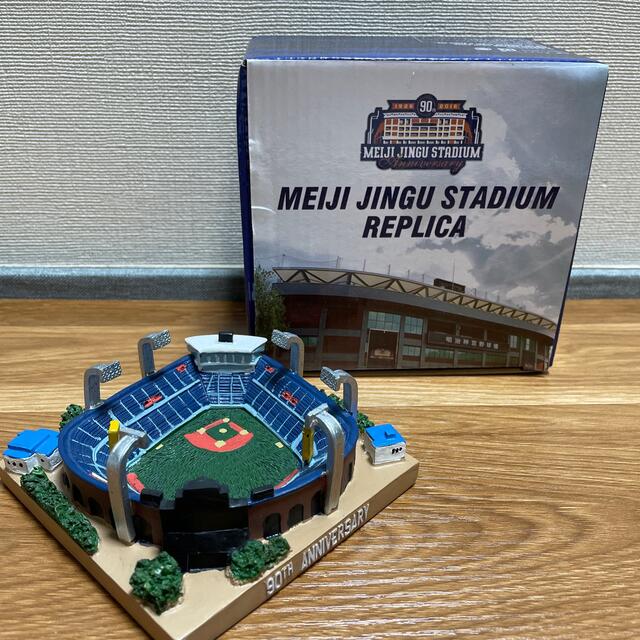 東京ヤクルトスワローズ - 明治神宮球場 レプリカ フィギュアの通販 by