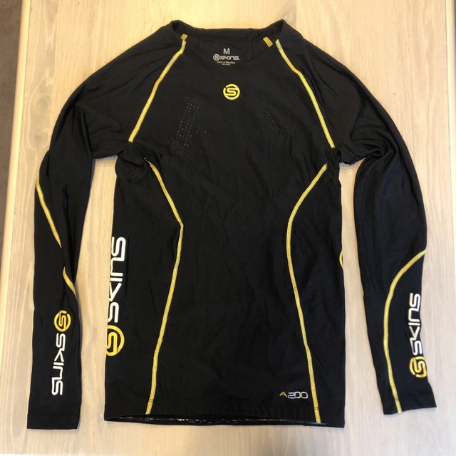 SKINS - skins スキンズ 上下セットの通販 by ヨチクン's shop