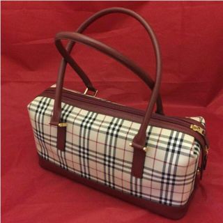 BURBERRY（ボストンバッグ ・ レッド/赤色系）のフリマアイテム一覧
