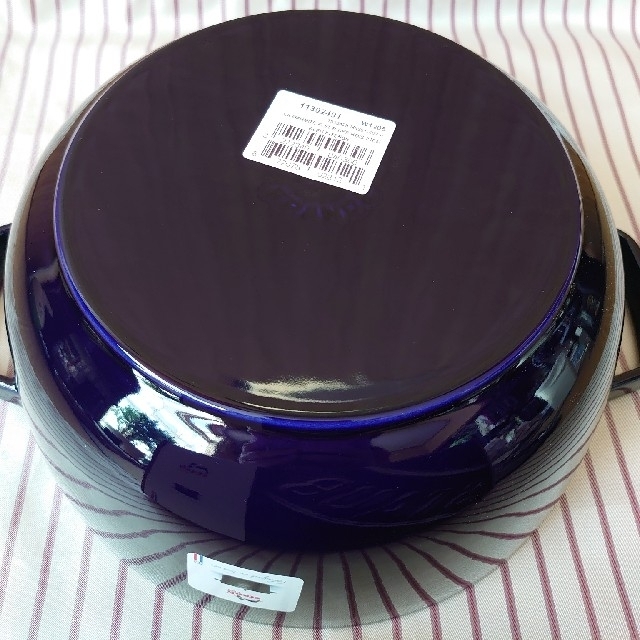 STAUB - staub【新品】フルール・ド・リス フレンチオーブン24