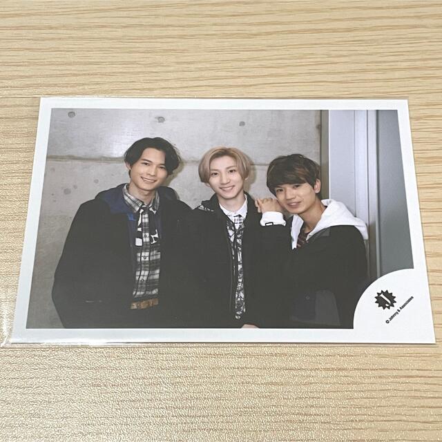 SixTONES - 松村北斗 京本大我 髙地優吾 Jロゴ 公式写真【1】の通販 by