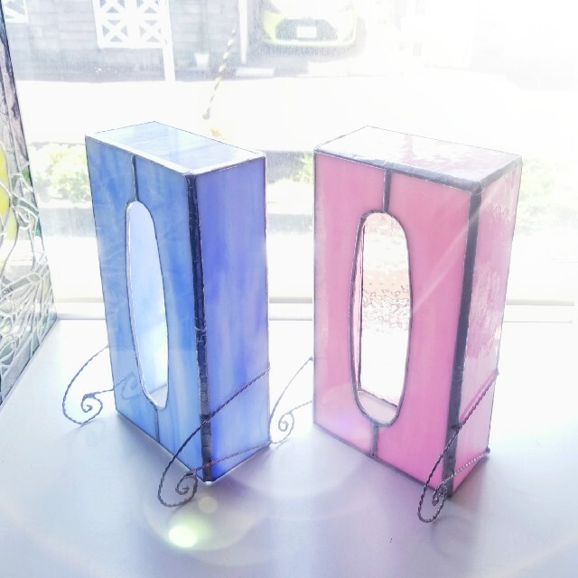 ステンドグラス アンティーク調 ティッシュボックス水色(現品限り)の