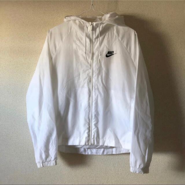 NIKE - NIKE ウィンドブレーカー ホワイトの通販 by