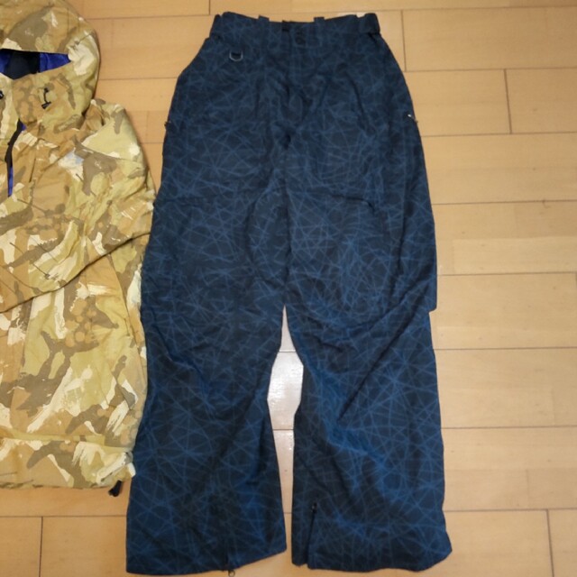241 - 中古 241 TWO FOR ONE スノーボードウェア Mサイズ 上下セットの