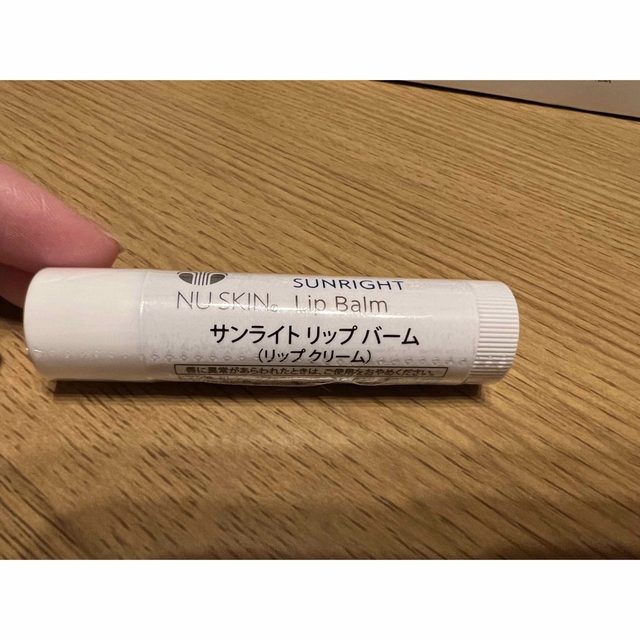 NU SKIN - ニュースキン サンライトリップバームの通販 by lala