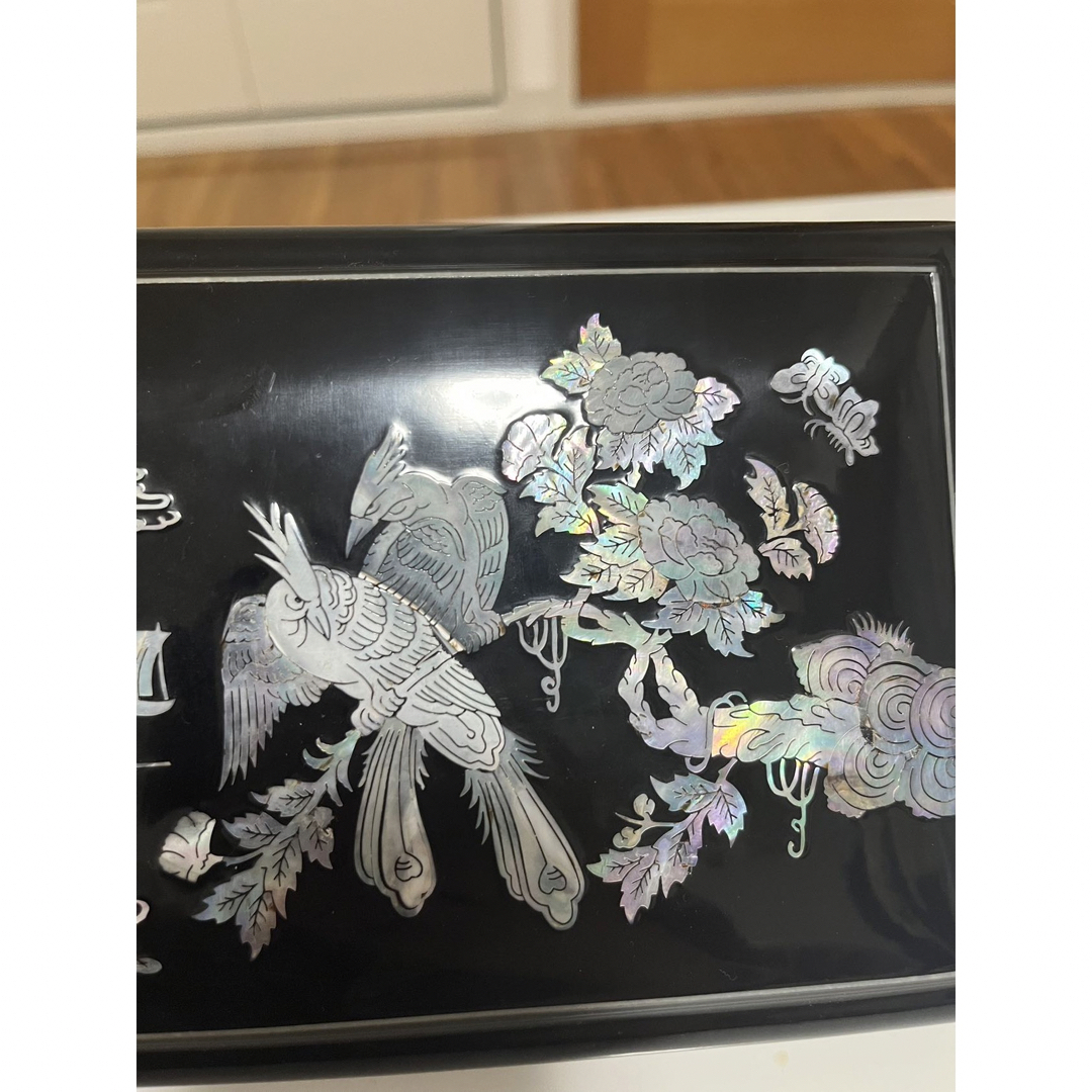 中国美術 時代古物 螺鈿細工 花鳥 山水 漆芸 木製 煙草入黄銅人物 灰皿