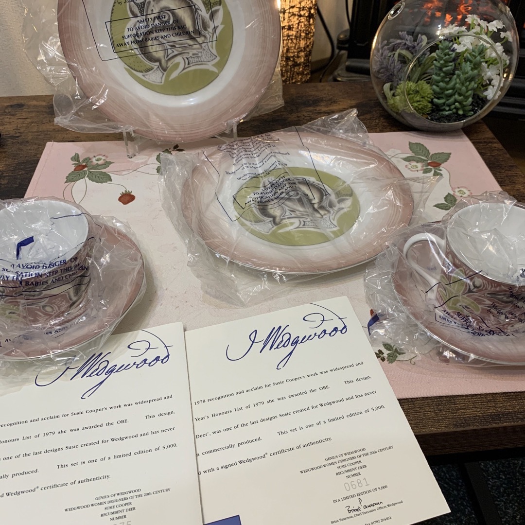 WEDGWOOD - 未使用 限定品 ウェッジウッド リカンベント ディア トリオ
