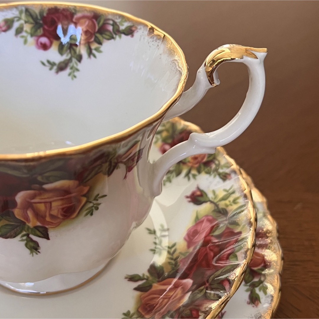 ROYAL ALBERT - 【英国ビンテージ】ロイヤルアルバート☆オールド