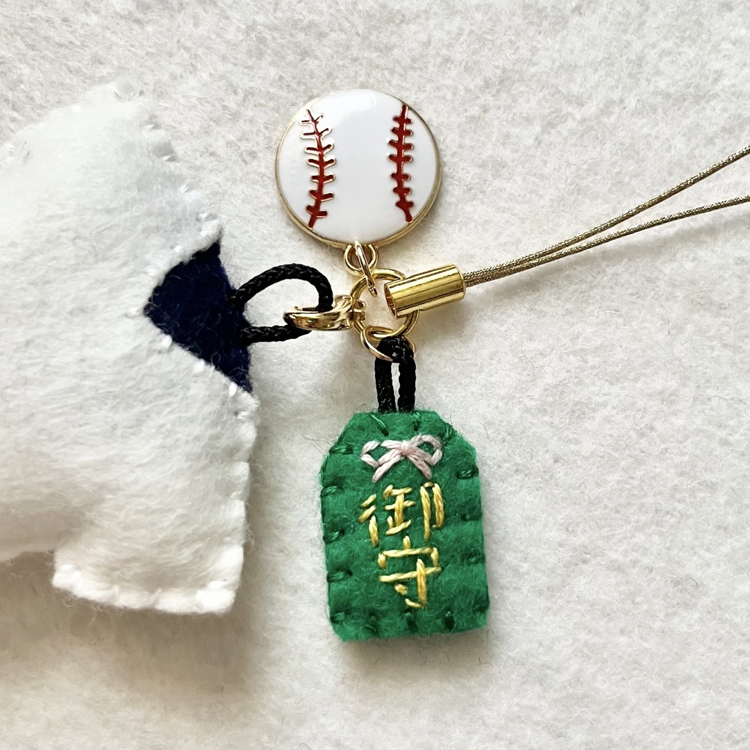 ⚾️野球 フェルト ユニフォーム （お守り、チャーム付）ストラップ
